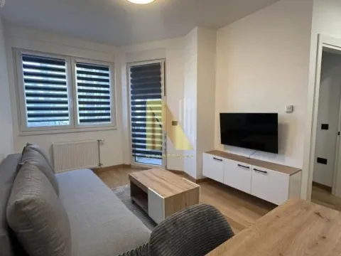 Izdavanje, jednosoban stan, 35m², Grbavica, Novi Sad Sve Podlokacije - image 4