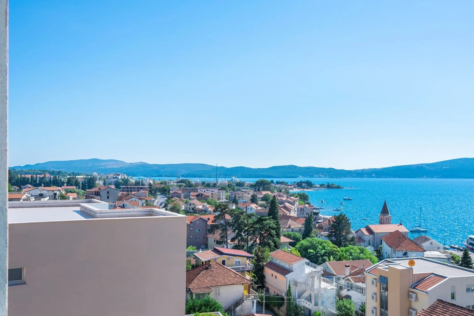 Prodaja, stan, 66m², Tivat, Crna Gora