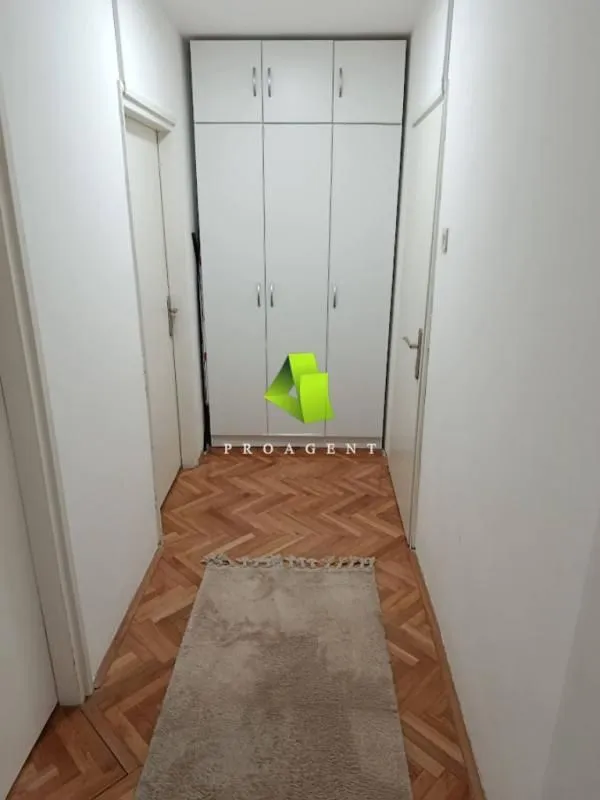 Prodaja, dvosoban stan, 75m², Crveni Pevac, Niš