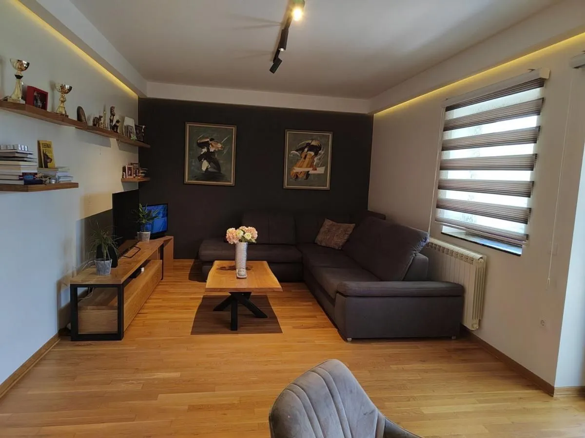 Rent, house, 170m², Adice, Novi Sad Sve Podlokacije