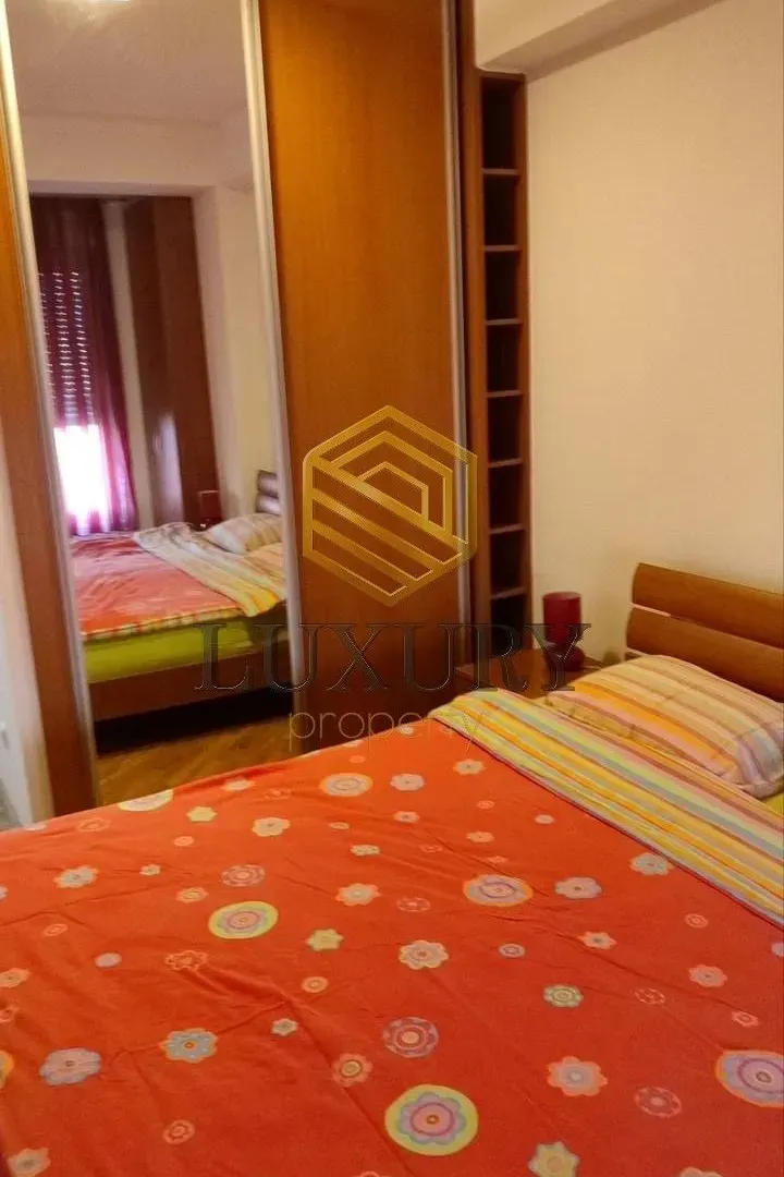 Izdavanje, jednosoban stan, 50m², Preko Morače, Podgorica