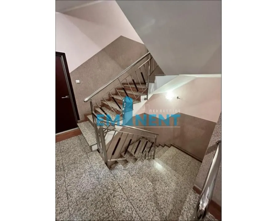 Izdavanje, jednosoban stan, 29m², Vračar Sve Podlokacije, Beograd