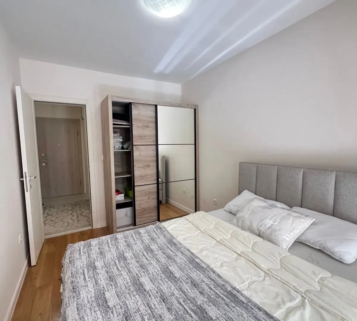 Rent, one bedroom apartment, 47m², Central Point, Podgorica