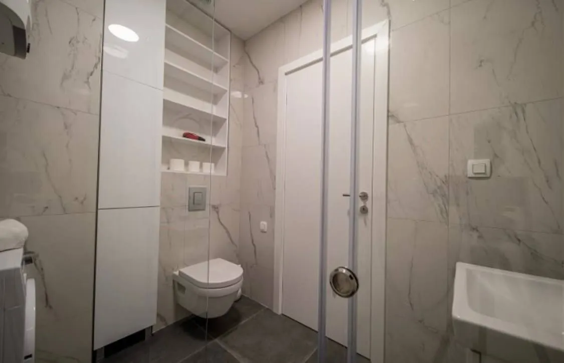 Izdavanje, garsonjera, 36m², Centar, Bar