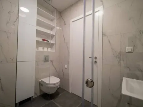 Izdavanje, garsonjera, 36m², Centar, Bar - image 11