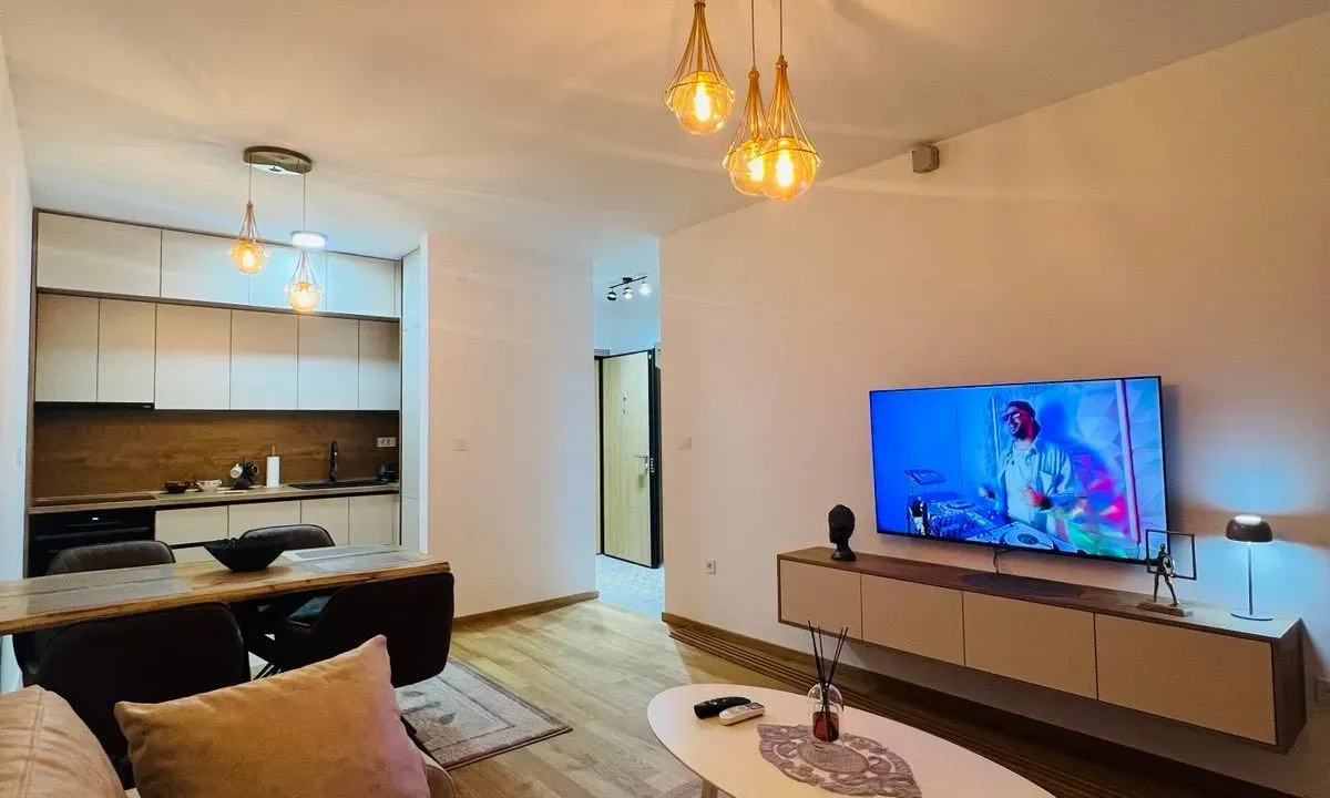Izdavanje, jednosoban stan, 45m², City Kvart, Podgorica
