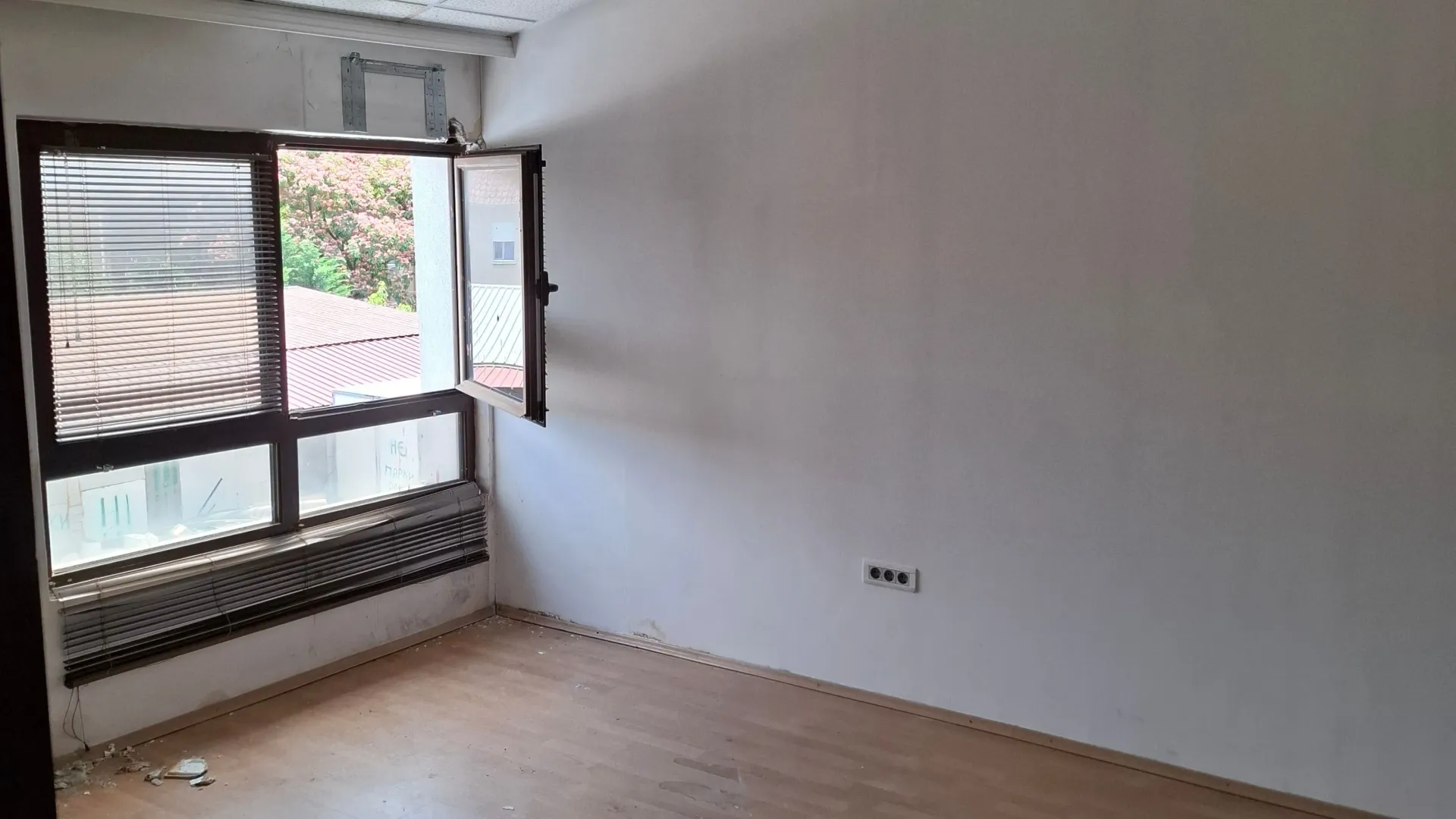 Rent, office space, 95m², Stari Aerodrom, Podgorica