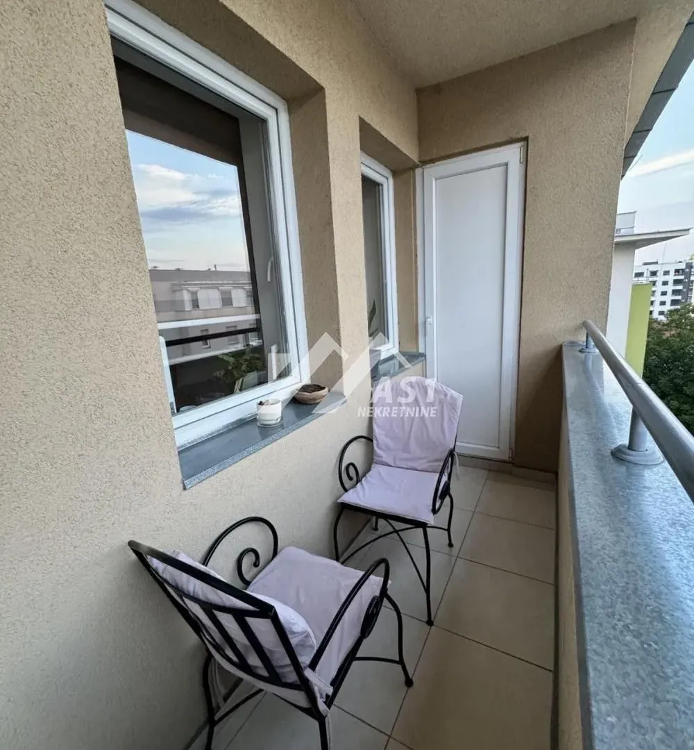 Izdavanje, dvosoban stan, 50m², Salajka, Novi Sad Sve Podlokacije