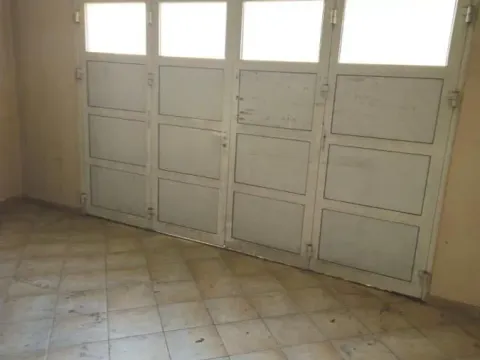 Izdavanje, poslovni prostor, 1000m², Dušanovac, Voždovac Sve Podlokacije - image 3