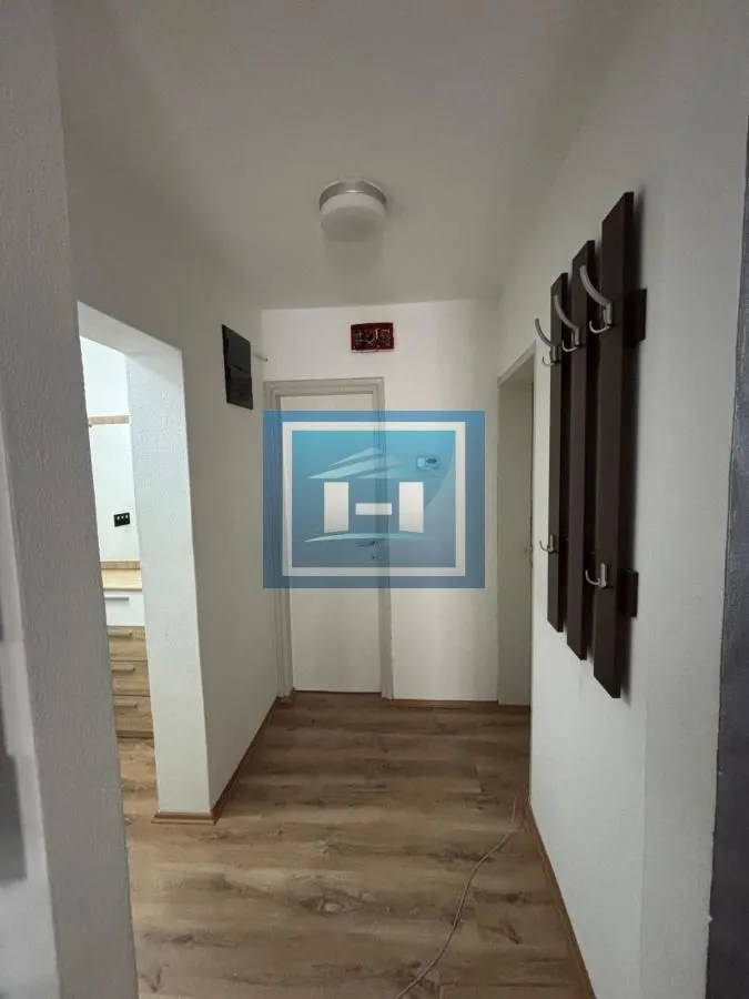Izdavanje, dvosoban stan, 58m², Kajsijar, Jagodina