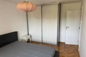 Izdavanje, trosoban stan, 68m², Savski Venac, Beograd - image 12