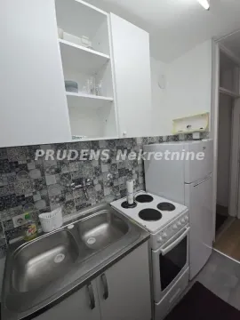 Izdavanje, jednosoban stan, 28m², Rakovica, Beograd - image 8