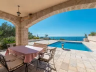 Rent, house, 150m², Reževići, Budva - image 4