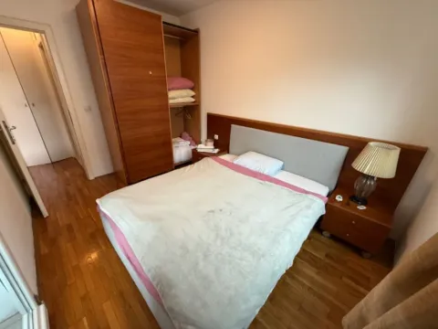Izdavanje, jednosoban stan, 44m², Centar, Budva - image 6