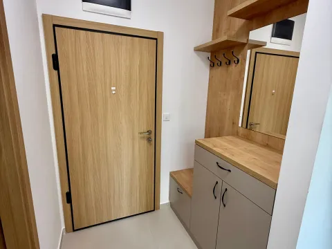 Rent, one bedroom apartment, 45m², City Kvart, Podgorica - image 10