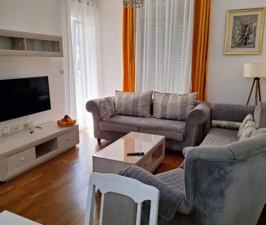 Izdavanje, jednosoban stan, 45m², Zabjelo, Podgorica