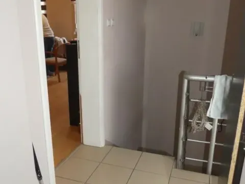 Prodaja, kuća, 169m², Trnava, Jagodina - image 11