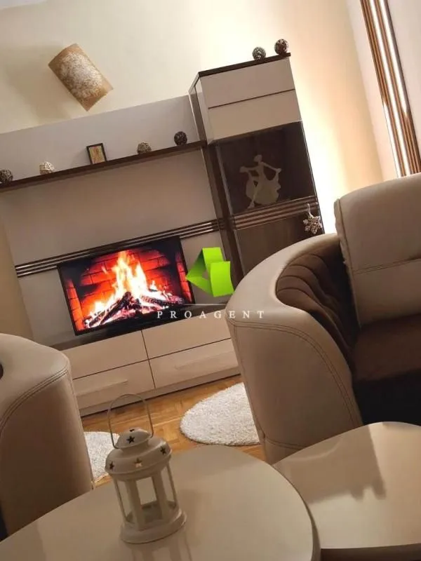 Izdavanje, trosoban stan, 65m², Medijana, Niš