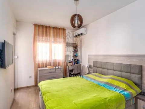 Prodaja, dvosoban stan, 72m², City Kvart, Podgorica - image 6