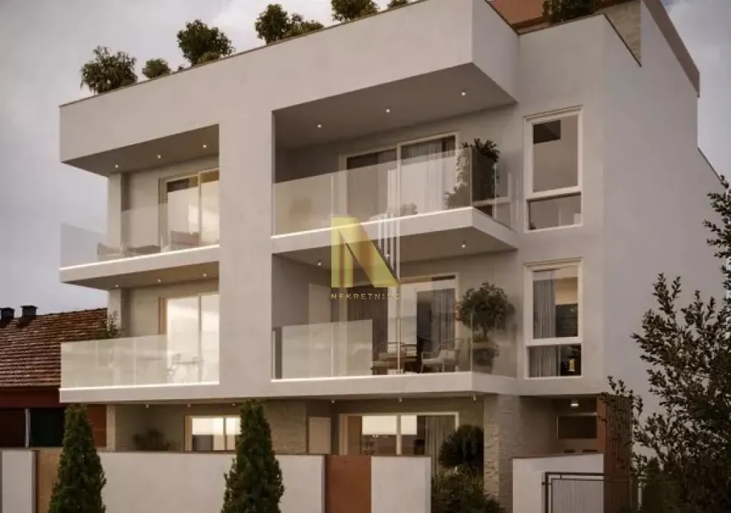 Sale, four bedroom apartment, 145m², Telep, Novi Sad Sve Podlokacije