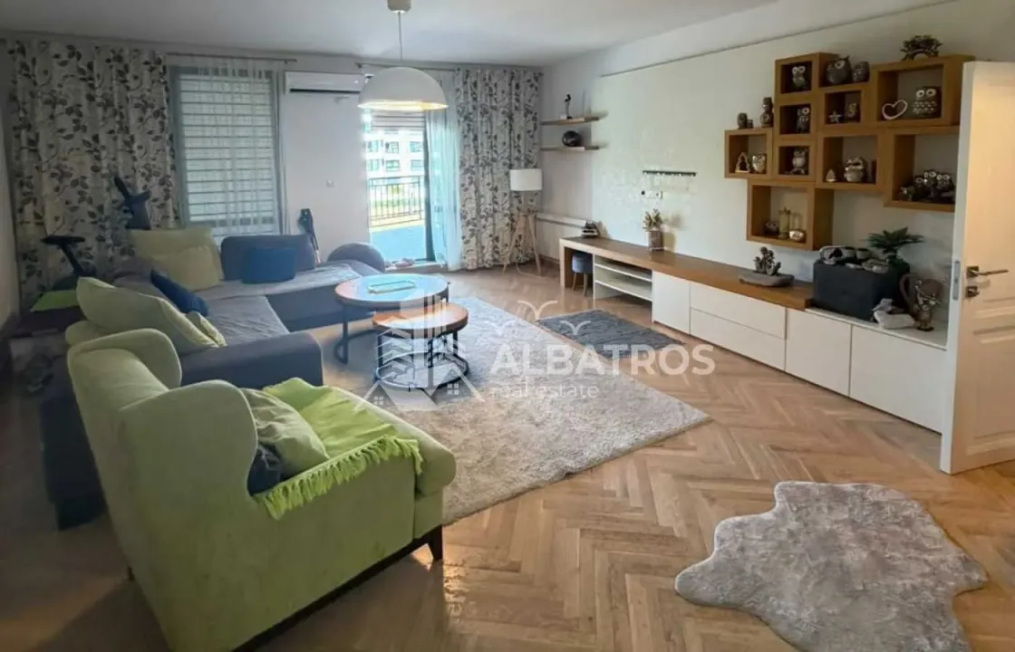 Prodaja, dvosoban stan, 94m², Šušanj, Bar