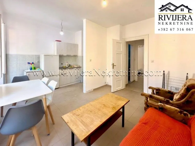 Sale, three bedroom apartment, 72m², Centar, Kotor