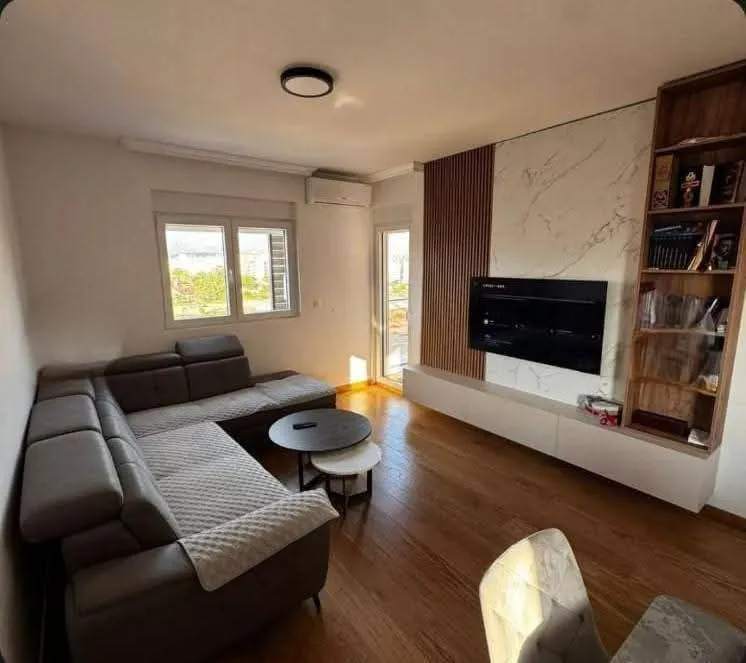Prodaja, dvosoban stan, 72m², New City, Podgorica