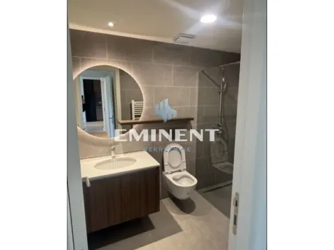 Izdavanje, trosoban stan, 74m², Savski Venac, Beograd - image 13