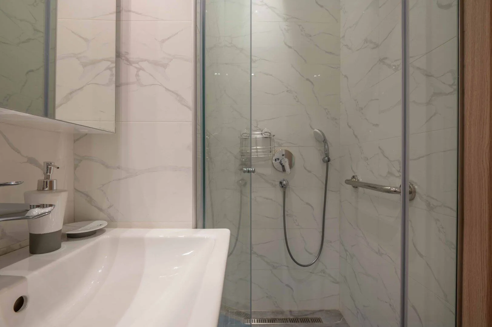 Prodaja, trosoban stan, 104m², Budva, Crna Gora