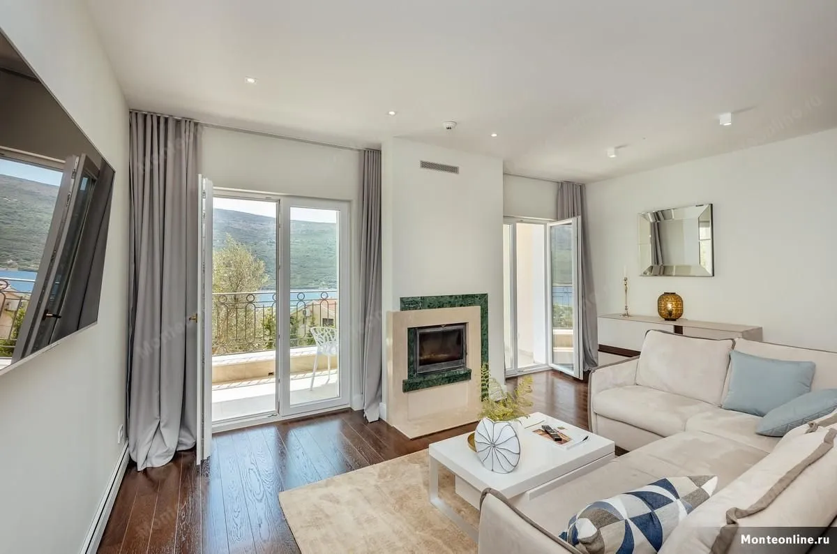 Prodaja, trosoban stan, 141m², Herceg Novi, Crna Gora