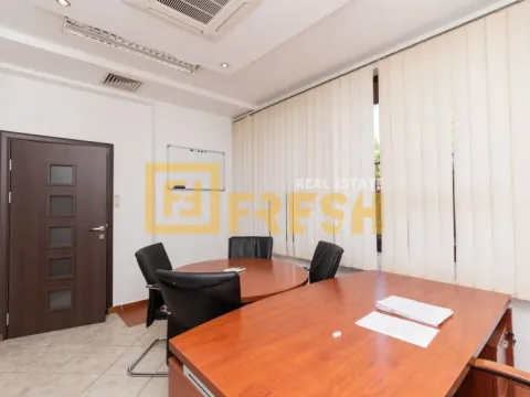 Izdavanje, poslovni prostor, 81m², Zabjelo, Podgorica - image 3