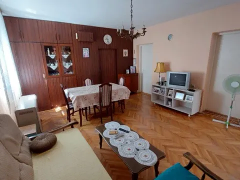 Prodaja, četvorosoban stan, 56m², Rakovica, Beograd - image 7