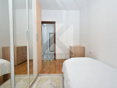 Izdavanje, dvosoban stan, 70m², Tuški Put, Podgorica - image 10