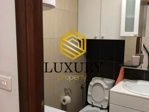 Izdavanje, jednosoban stan, 51m², City Kvart, Podgorica - image 9