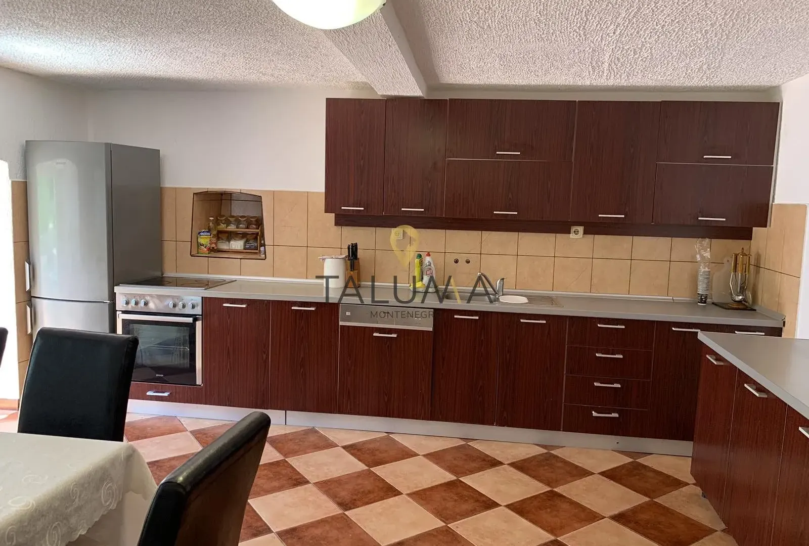 Sale, house, 437m², Reževići, Budva
