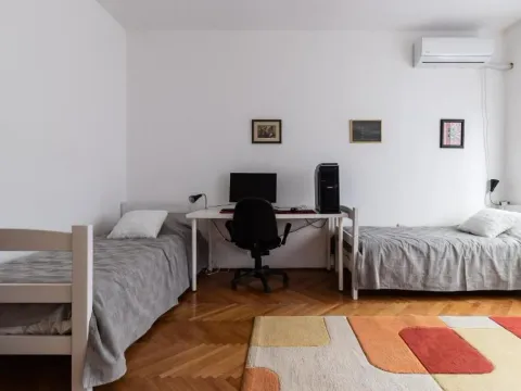 Izdavanje, trosoban stan, 65m², Hala Pionir, Palilula Sve Podlokacije - image 11