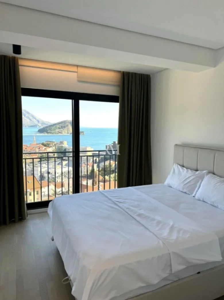 Prodaja, trosoban stan, 263m², Bečići, Budva