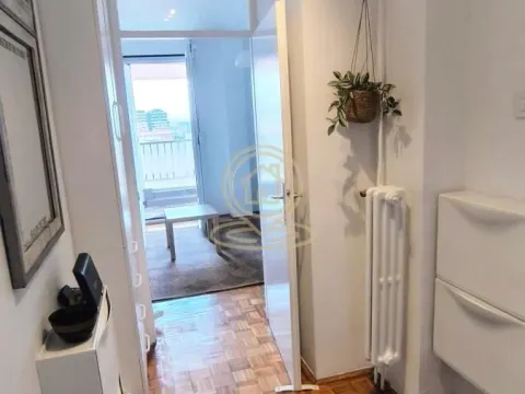 Rent, one bedroom apartment, 34m², Stari Grad, Beograd - image 10