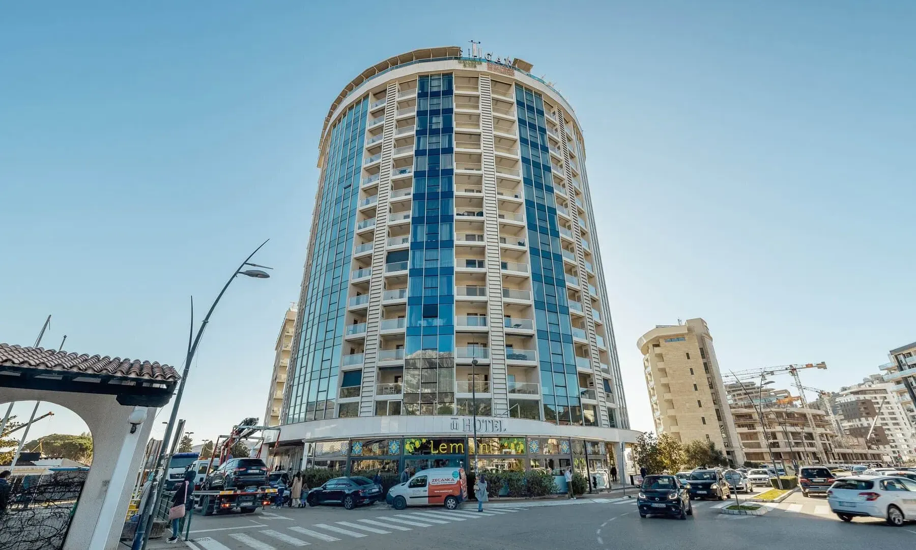 Prodaja, jednosoban stan, 63m², Tre Canne, Budva