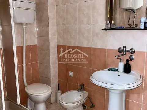 Prodaja, kuća, 341m², Grocka, Beograd - image 7