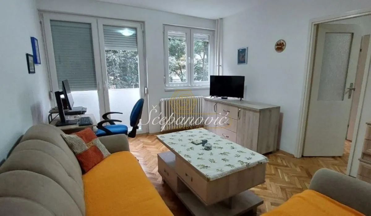 Prodaja, dvosoban stan, 58m², Železnička Stanica, Novi Sad Sve Podlokacije