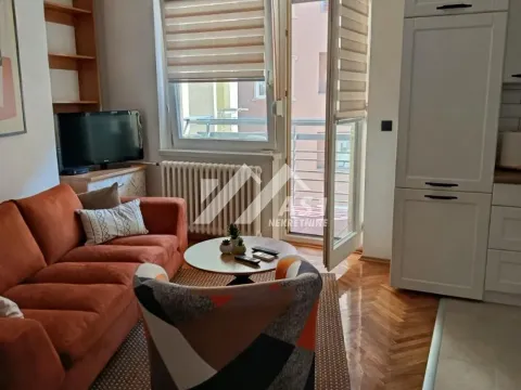 Rent, two bedroom apartment, 47m², Bulevar Oslobodjenja, Novi Sad Sve Podlokacije - image 2