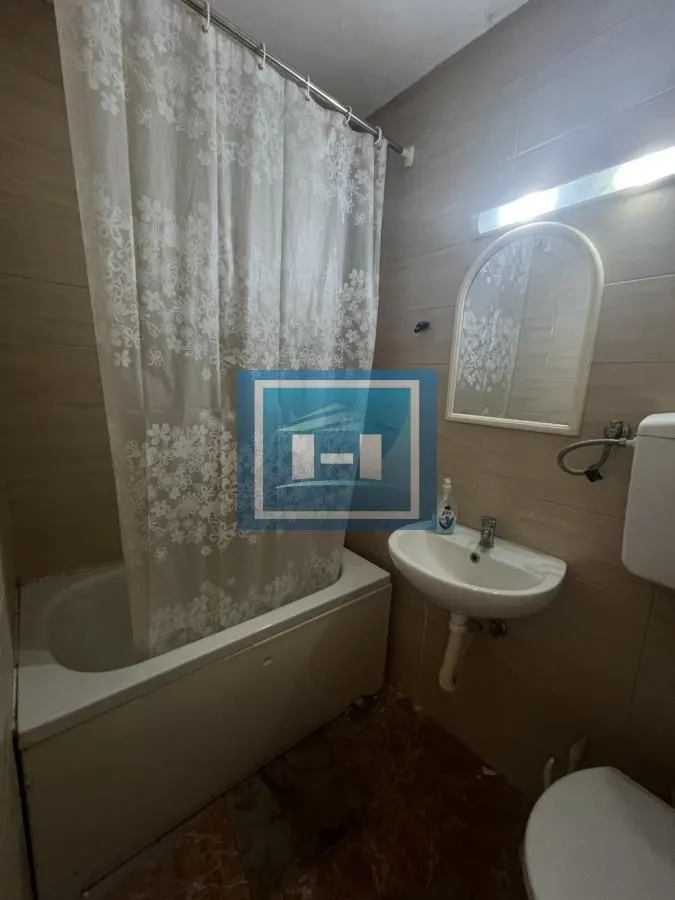 Prodaja, dvosoban stan, 60m², Kajsijar, Jagodina