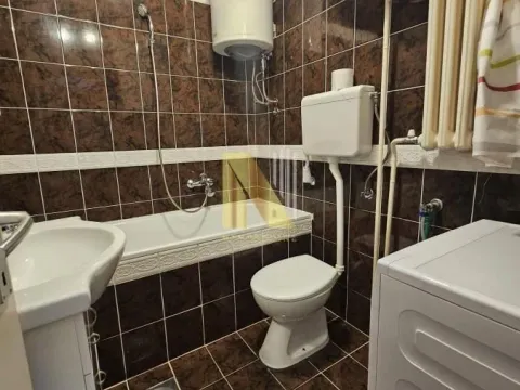 Izdavanje, dvosoban stan, 54m², Centar, Novi Sad - image 13
