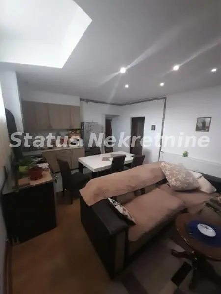 Prodaja, kuća, 200m², Futog, Novi Sad Sve Podlokacije