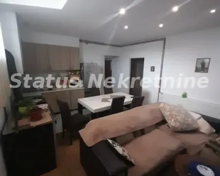 Prodaja, kuća, 200m², Futog, Novi Sad Sve Podlokacije