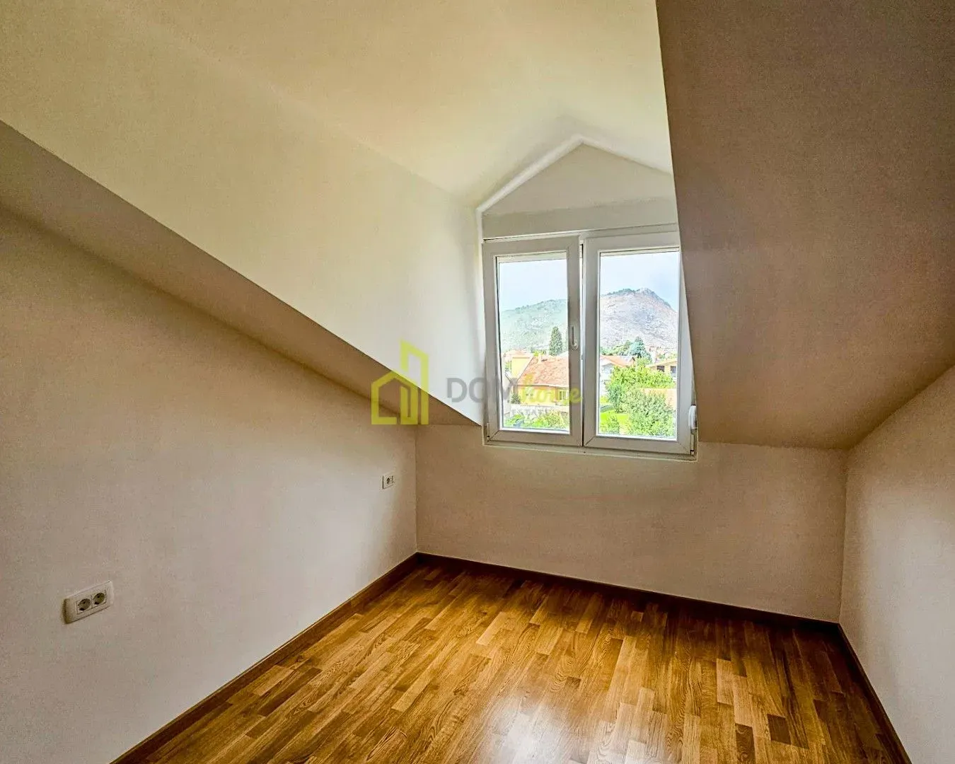 Prodaja, dvosoban stan, 52m², Gornja Gorica, Podgorica