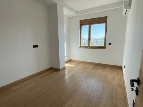 Prodaja, jednosoban stan, 123m², Adamovićevo Naselje, Novi Sad Sve Podlokacije - image 6
