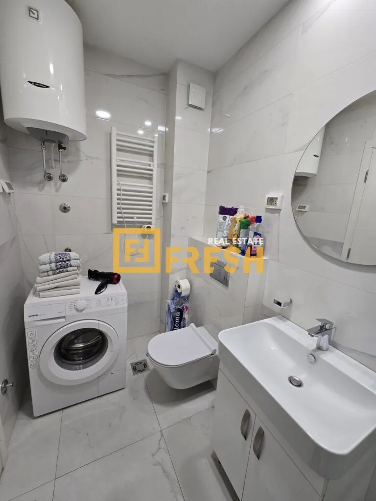 Izdavanje, jednosoban stan, 49m², City Kvart, Podgorica
