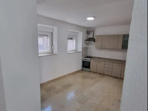 Rent, three bedroom apartment, 68m², Centar, Novi Sad - image 8